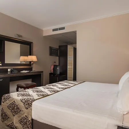 Hotel & Diamant