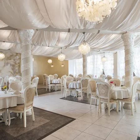 Hotel & Diamant 4*