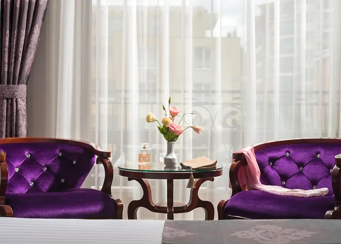 ホテル & Diamant 4*