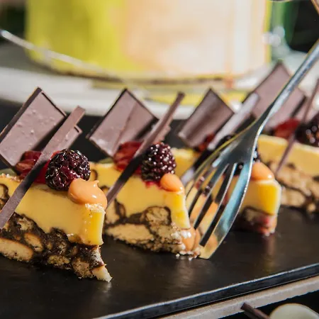 Готель & Diamant