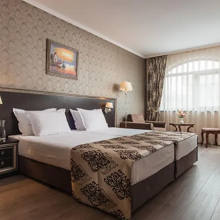 & Diamant Hotel 4*