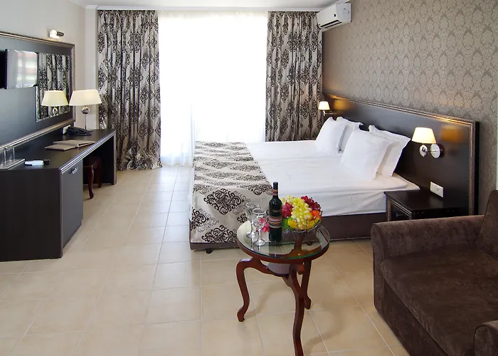 & Diamant Sunny Beach